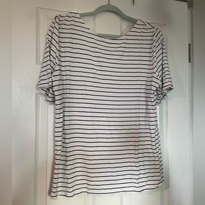 Striped low-back shirt
